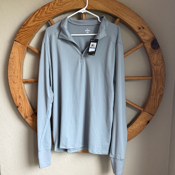 Under Armour Other - Under Armour Men's Light Gray Long Sleeve Shirt